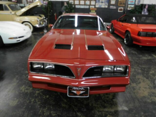 Pontiac Firebird 1977 image number 19