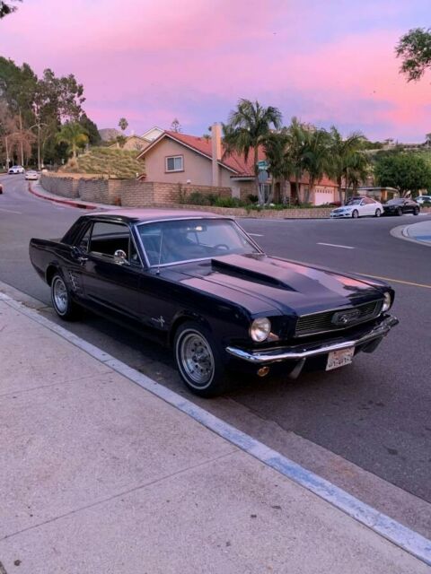 Ford Mustang 1966 image number 0