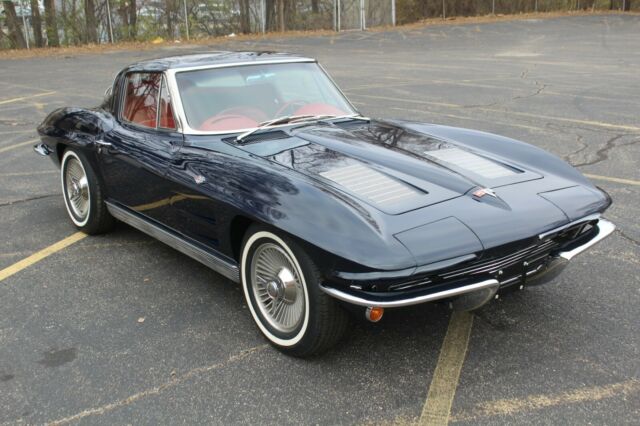 Chevrolet Corvette 1963 image number 0