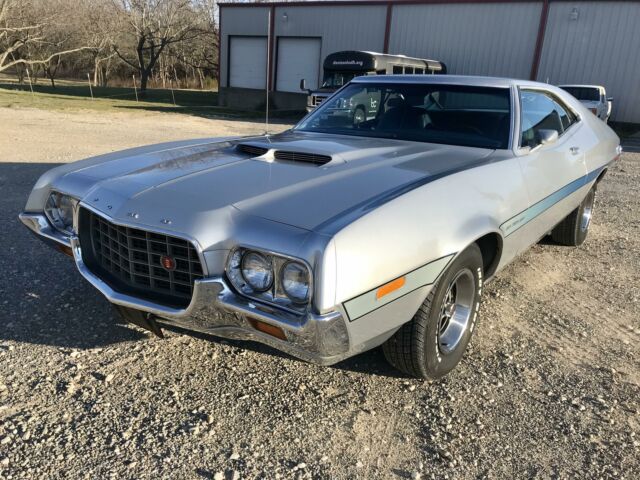 Ford Torino 1972 image number 0