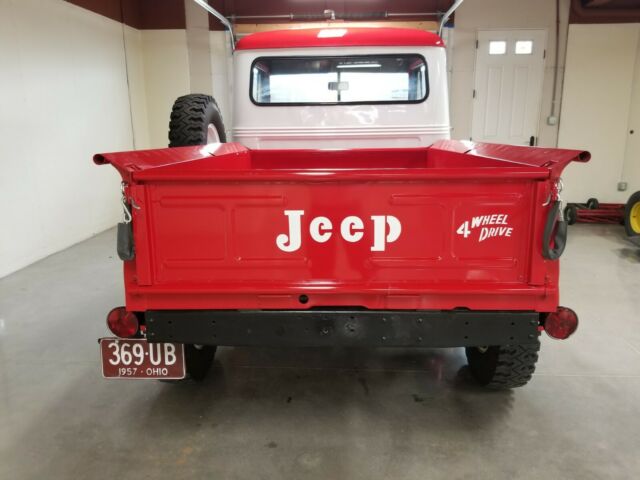 Jeep 6-226 1957 image number 2