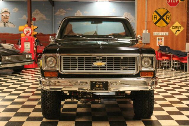 Chevrolet C/K Pickup 1500 1973 image number 15