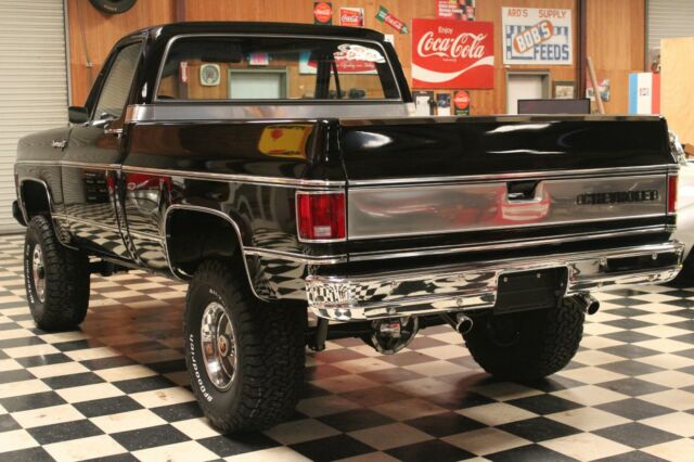 Chevrolet C/K Pickup 1500 1973 image number 17