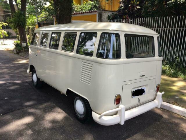 Volkswagen Bus/Vanagon 1974 image number 2