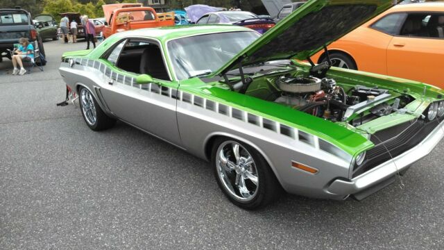 Dodge Challenger 1971 image number 0