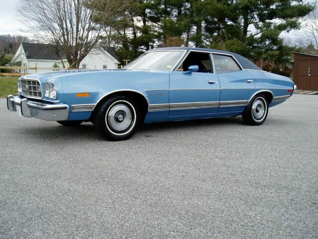 Ford Torino 1973 image number 0