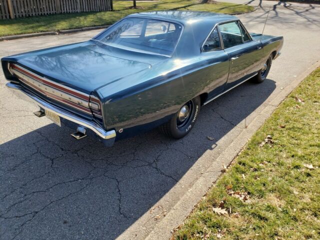 Plymouth Road Runner 1968 image number 28