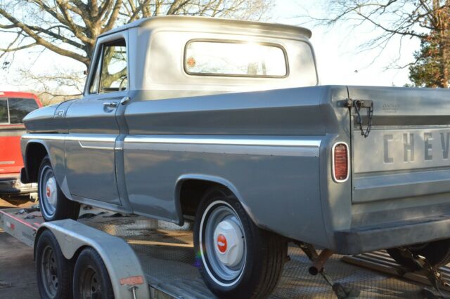 Chevrolet C-10 1965 image number 11