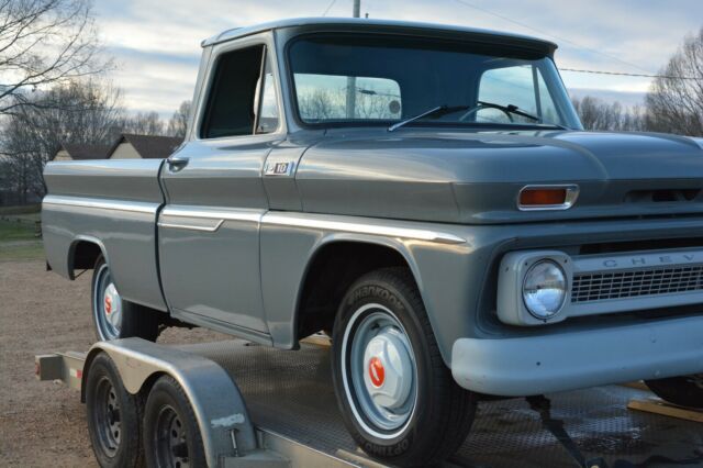 Chevrolet C-10 1965 image number 12