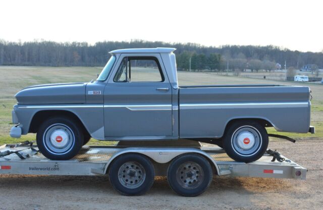 Chevrolet C-10 1965 image number 25