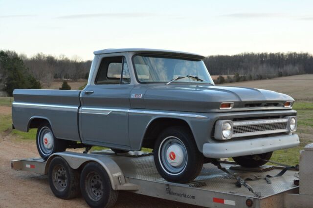 Chevrolet C-10 1965 image number 28