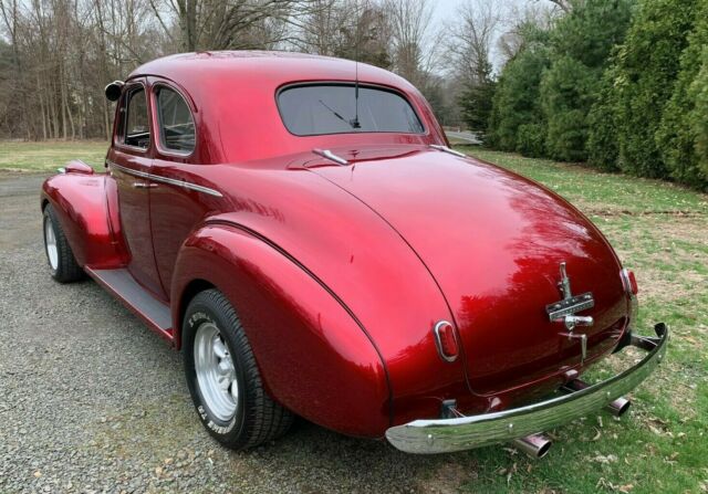 Chevrolet Special Deluxe 1940 image number 28