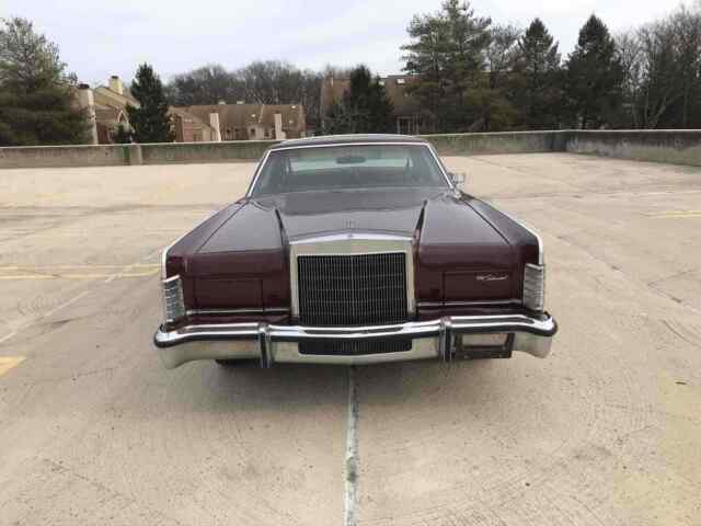 Lincoln Continental 1977 image number 1