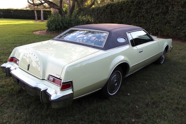 Lincoln Continental 1974 image number 27