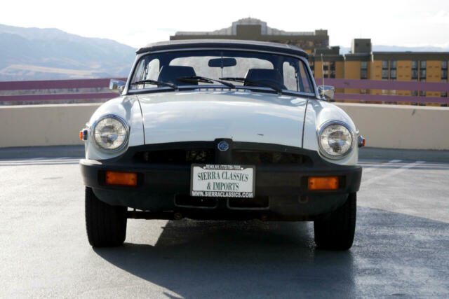 MG MGB 1978 image number 13