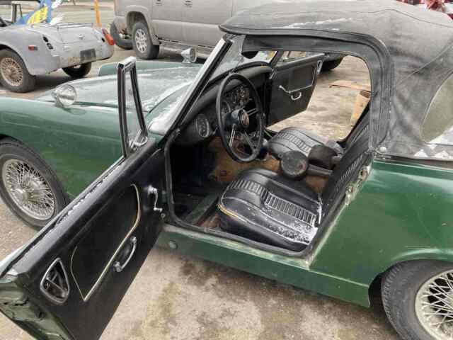 MG Midget 1967 image number 14