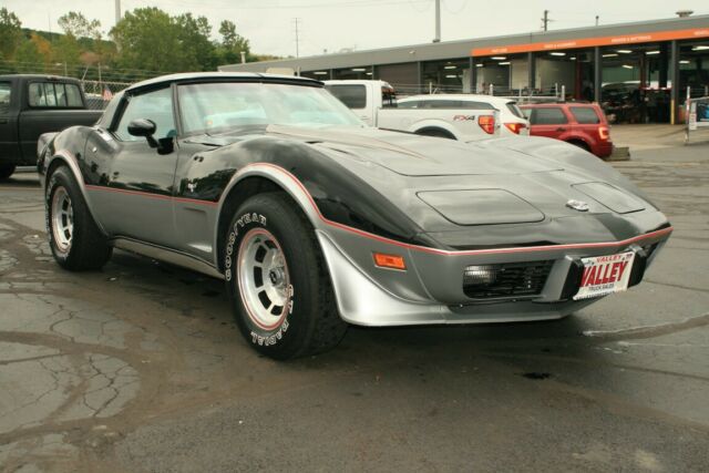 Chevrolet Corvette 1978 image number 0