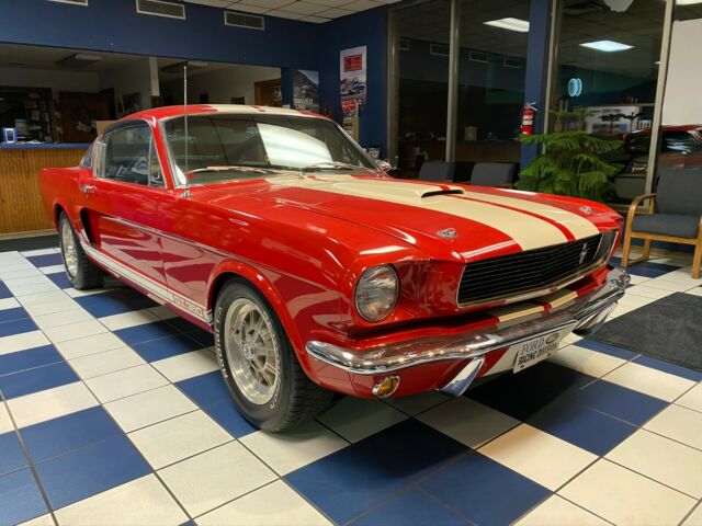 Ford Mustang 1965 image number 27