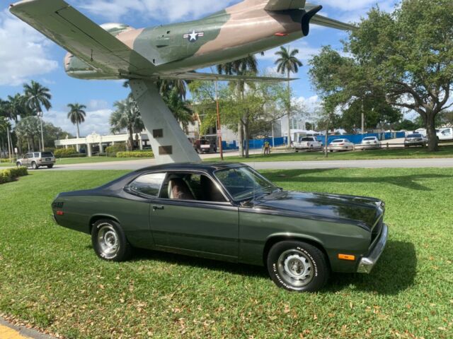 Plymouth Duster 1972 image number 13