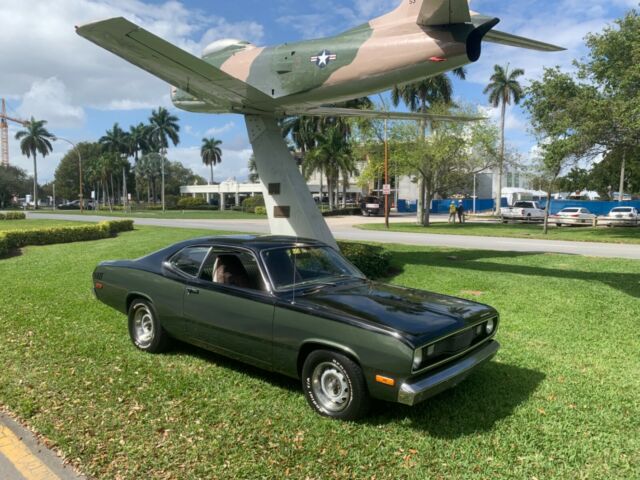 Plymouth Duster 1972 image number 22