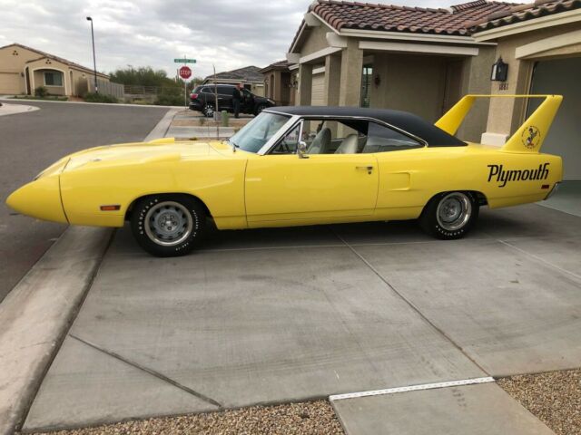 Plymouth Road Runner 1970 image number 12