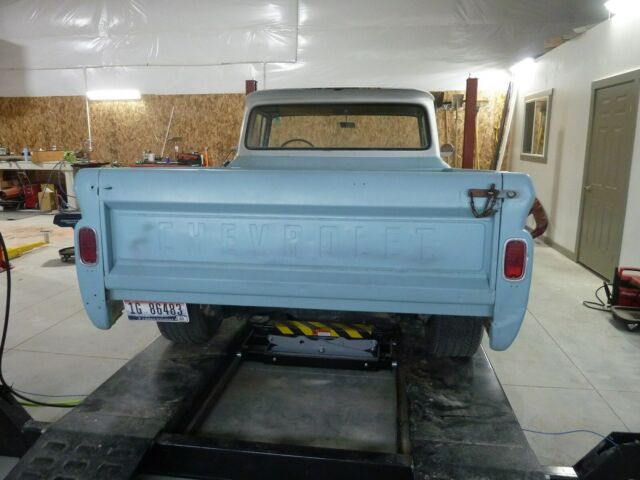 Chevrolet C-10 1961 image number 3