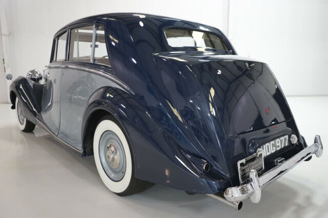 Rolls-Royce Wraith 1948 image number 24