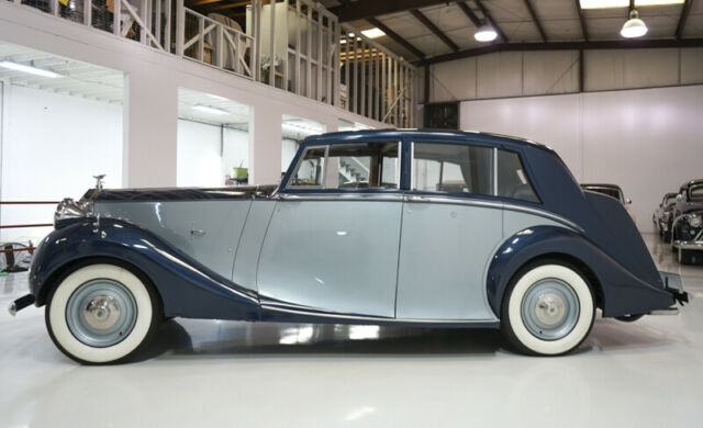 Rolls-Royce Wraith 1948 image number 25