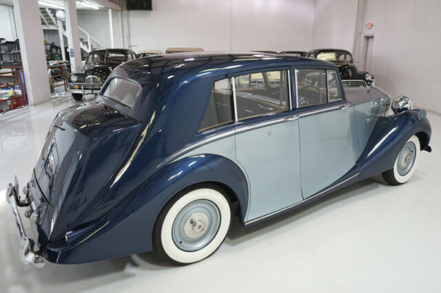 Rolls-Royce Wraith 1948 image number 27