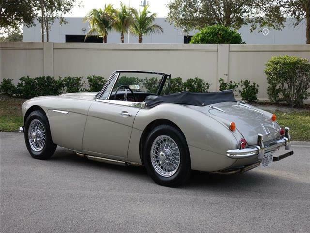 Austin Healey 3000 BJ8 Mark III 1965 image number 4