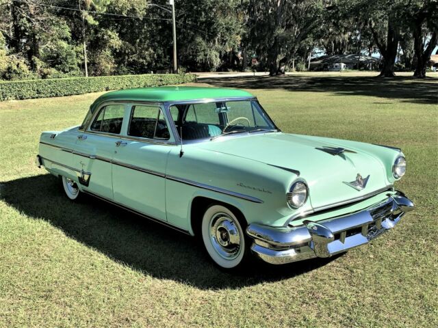 Lincoln Capri 1954 image number 30