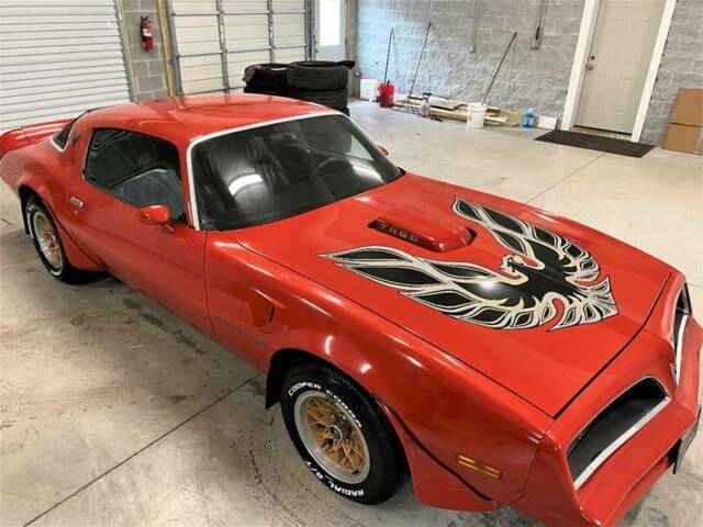 Pontiac Firebird 1978 image number 1