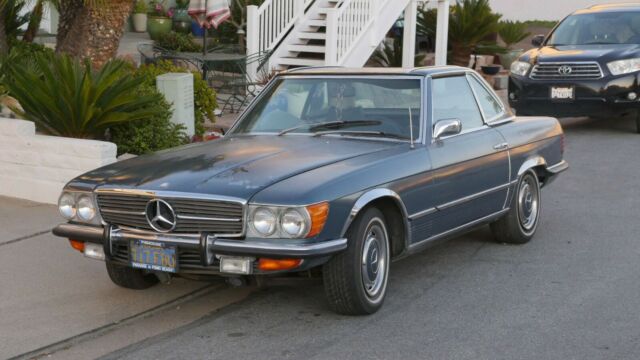 Mercedes-Benz SL-Class 1972 image number 19