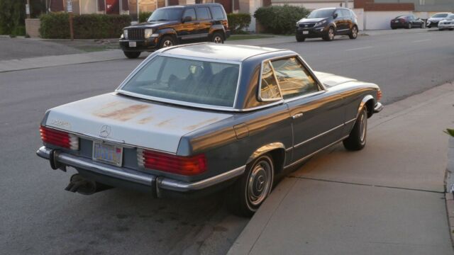 Mercedes-Benz SL-Class 1972 image number 2