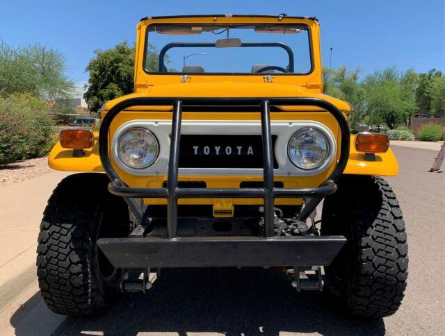 Toyota FJ Cruiser 1973 image number 11