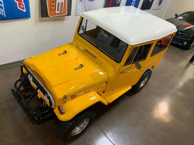 Toyota FJ Cruiser 1973 image number 15