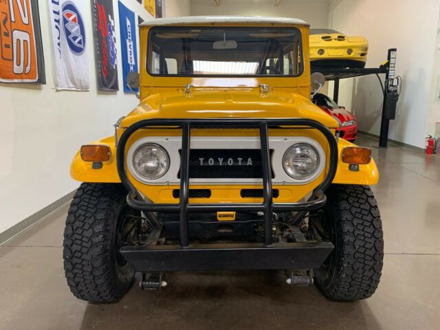 Toyota FJ Cruiser 1973 image number 16