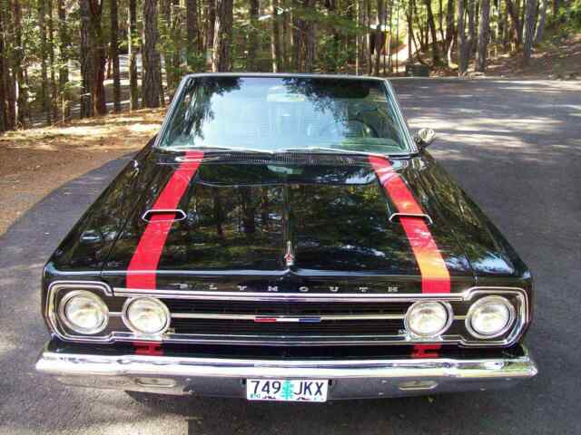 Plymouth GTX 1967 image number 23