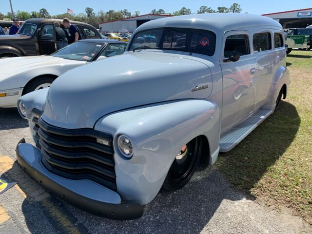 Chevrolet Suburban 1950 image number 25