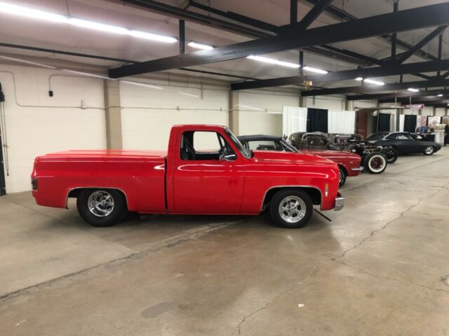 Chevrolet C-10 1977 image number 0