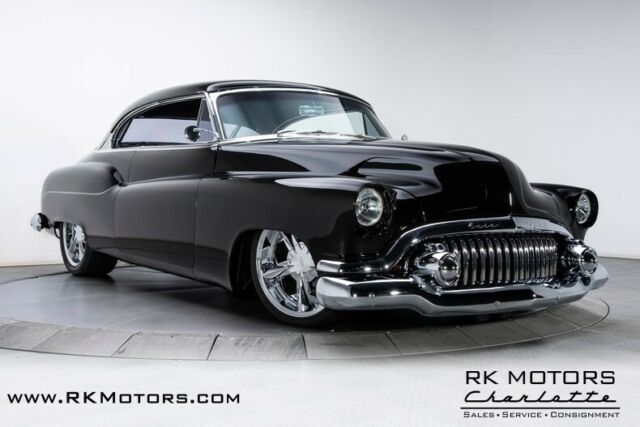 Buick Custom 1952 image number 42