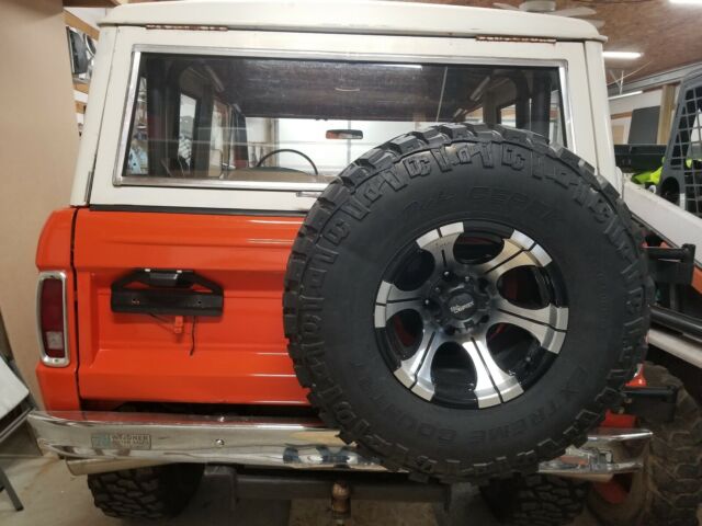 Ford Bronco 1976 image number 1