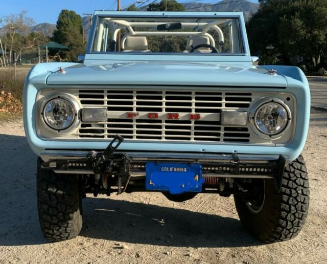 Ford Bronco 1972 image number 0