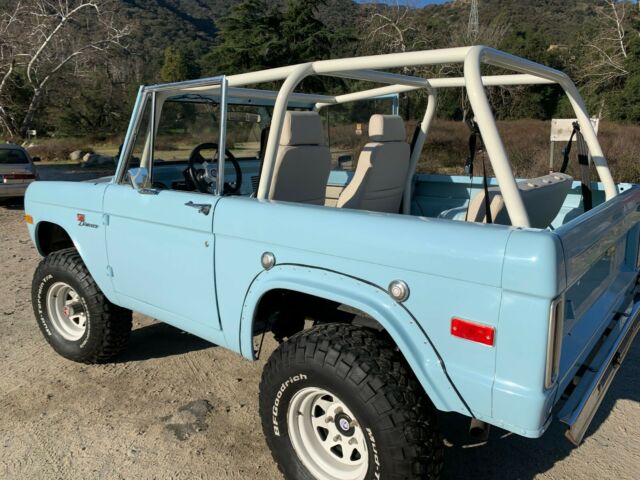 Ford Bronco 1972 image number 1