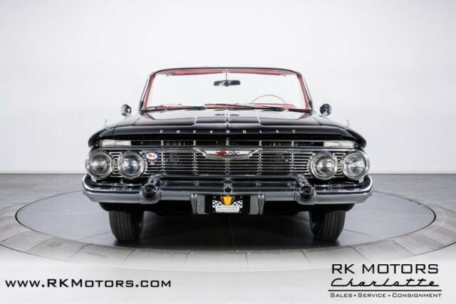 Chevrolet Impala 1961 image number 19