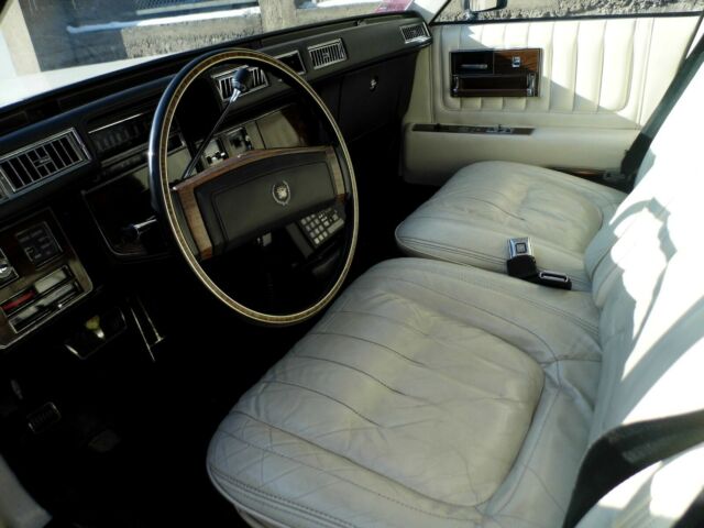 Cadillac Seville 1978 image number 15