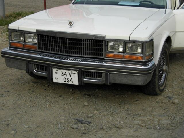 Cadillac Seville 1978 image number 8