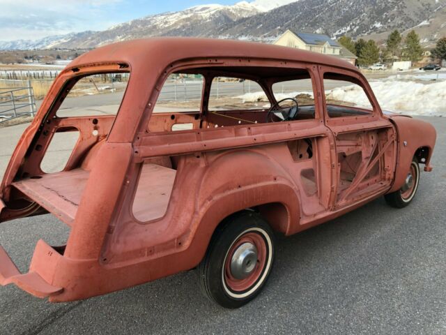 Ford Country Squire 1951 image number 24