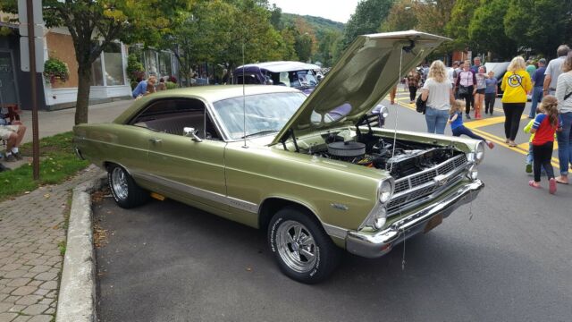 Ford Fairlane 1967 image number 9