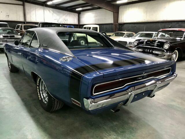 Dodge Charger 1970 image number 2